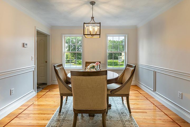 2nd image of 12 Wheatland St #12
