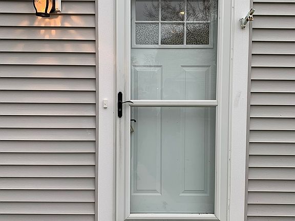 2nd image of 355 Mallard Ct Unit 355