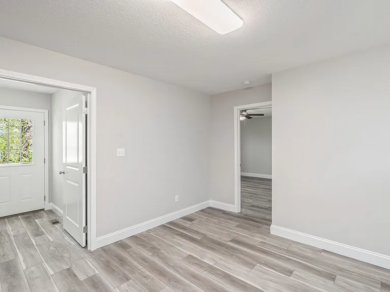 2533 Adair Ave — Photo 15