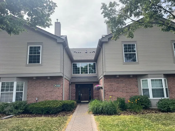 1741 Eastwood Ct APT 3, Schaumburg, IL 60195