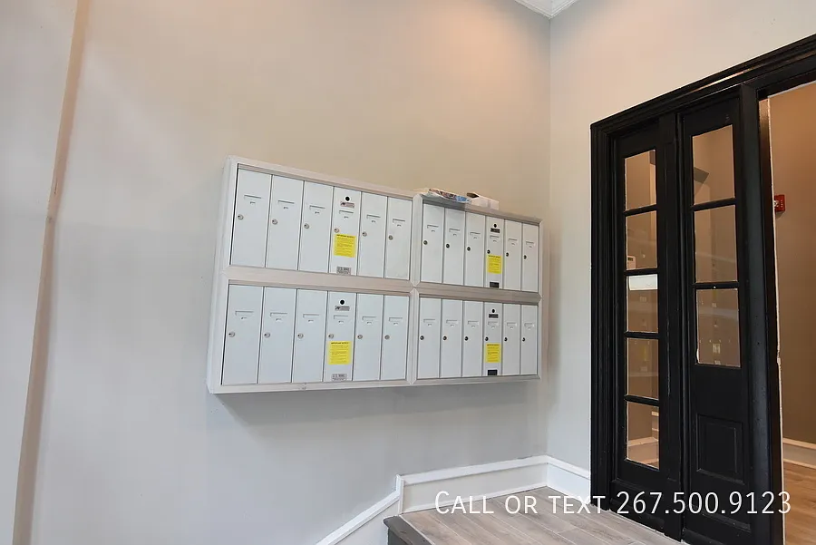 Renovated 2BR/1BA Apartment Available now at 4100 Parkside Ave! — Photo 3
