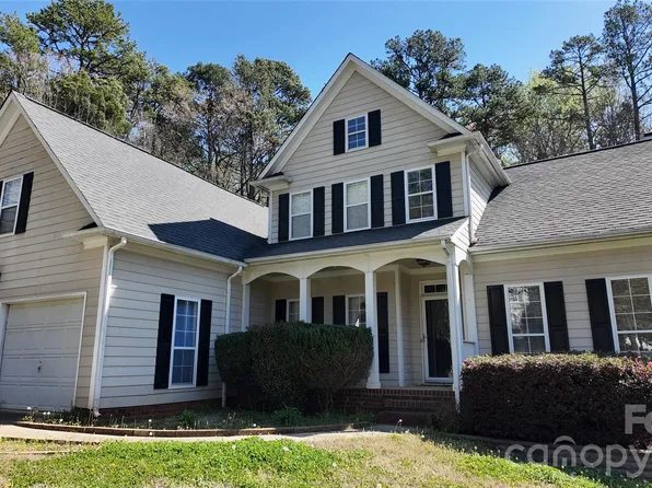 6500 Stoxmeade Dr, Mint Hill, NC 28227