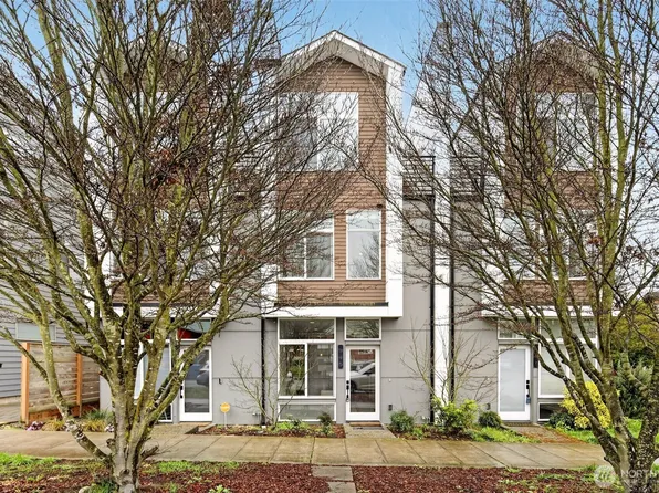 945 NW 56th Street, Seattle, WA 98107