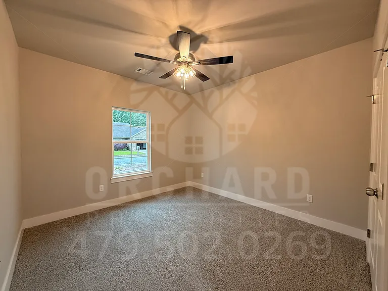 8 Ruthwell Dr — Photo 11