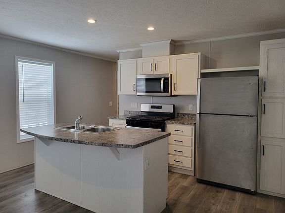 3rd image of 38000 Le Chateau Blvd #192
