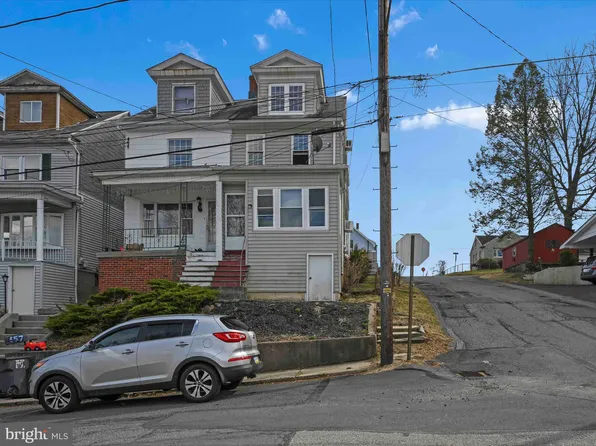 659 Pine Hill St, Minersville, PA 17954