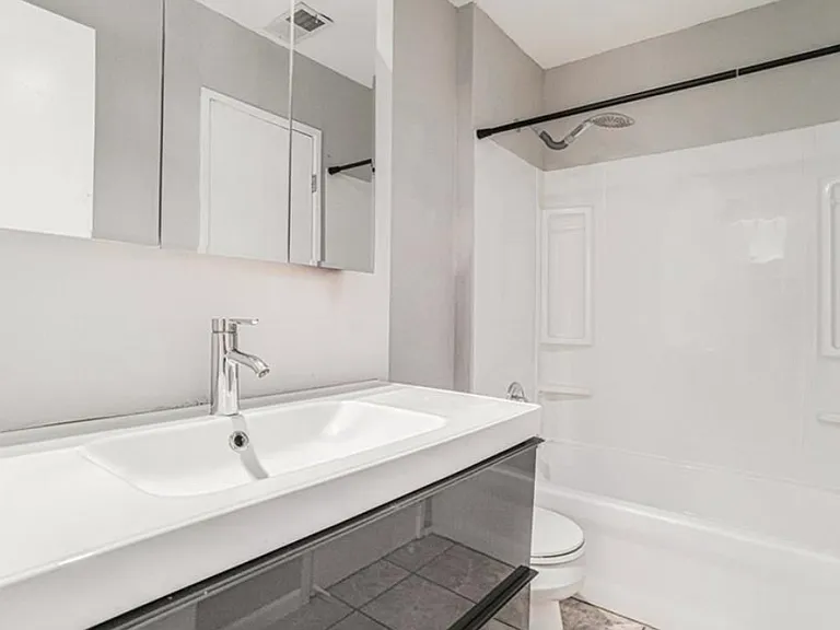 8067 N Stoddard Ave — Photo 2