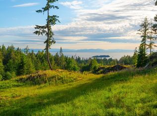 2 Innisfree Ln, Bowen Island, BC V0N1G2