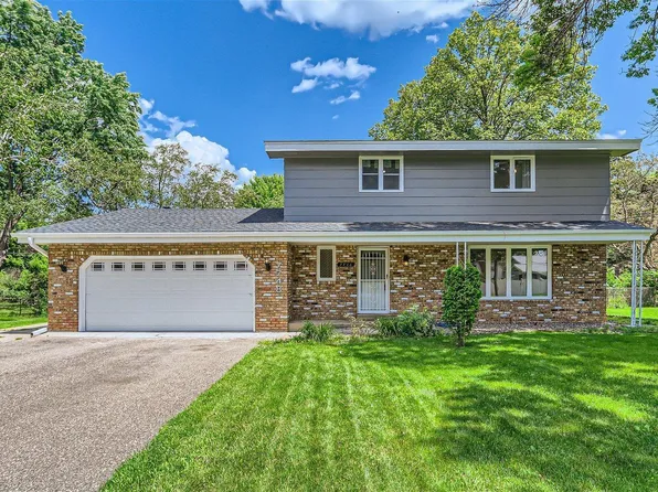 7748 Florida Cir N, Brooklyn Park, MN 55445
