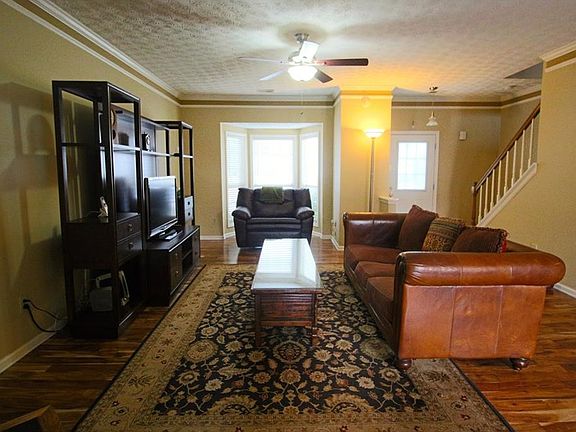 4th image of 1308 Morningside Park Dr