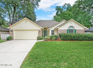 221 Honeysuckle Way, Saint Johns, FL 32259