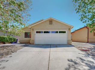 8408 Vista Chamisa Ln SW, Albuquerque, NM 87121