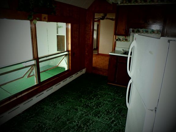 5th image of 21 Shepard St