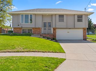 1503 N 5th Ave E, Newton, IA 50208