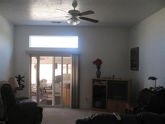 2nd image of 436 Garden Ave SW