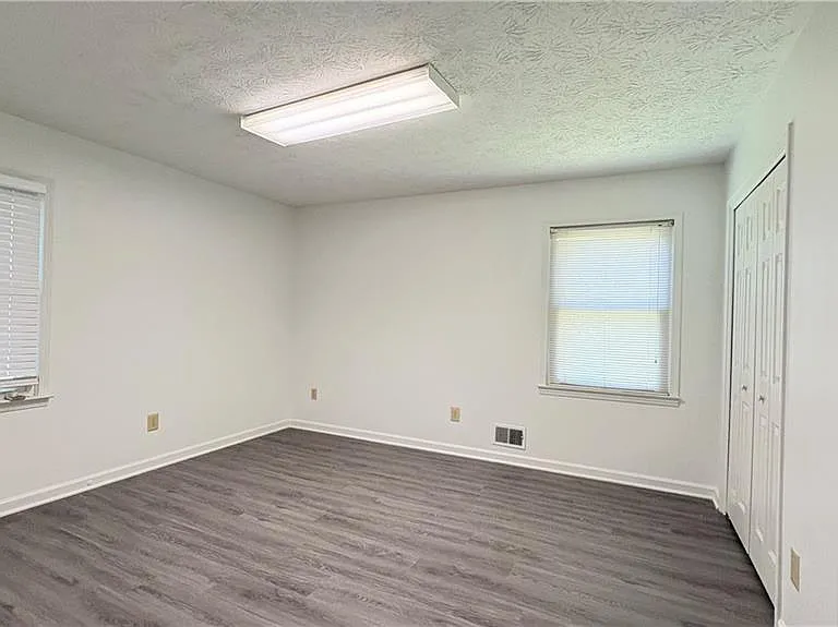 2421 Fieldstone Dr SE — Photo 33