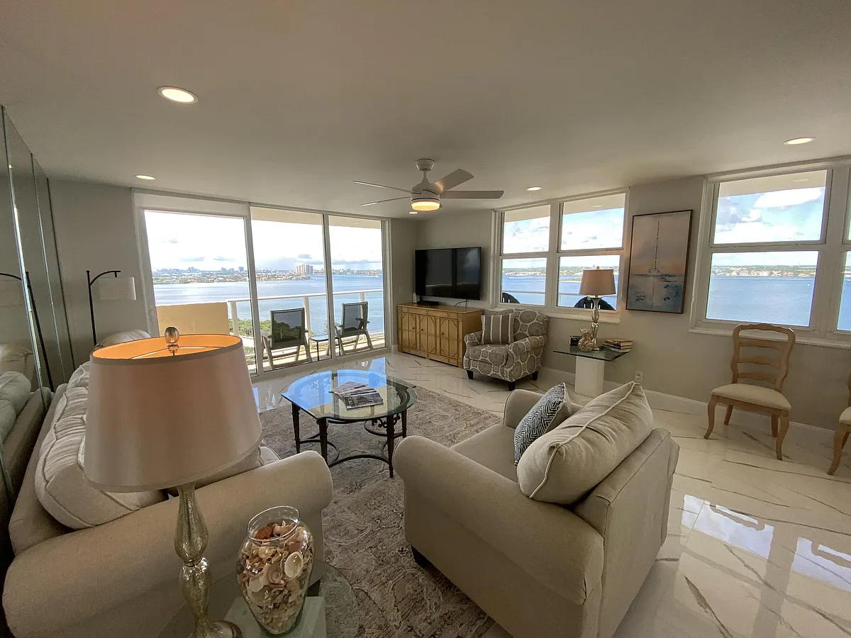 Building Photo - 5440 N Ocean Dr #1501