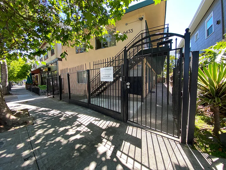 6433 Telegraph Ave — Photo 10