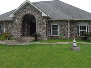 5614 Riley Rd, Ocean Springs, MS 39564