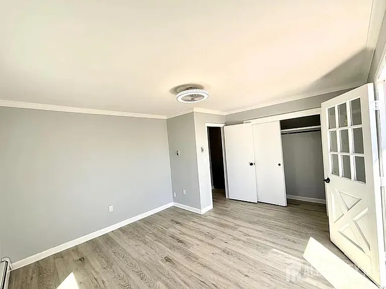 35 Fiat Ave — Photo 20
