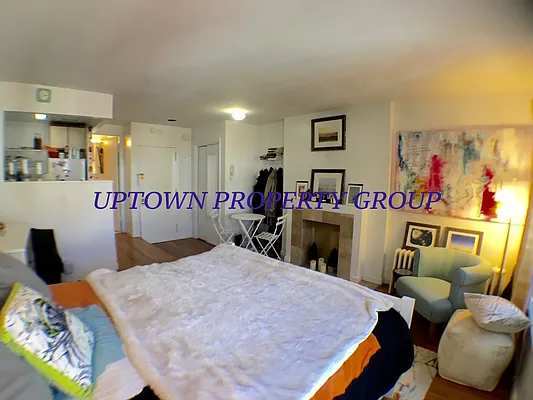 Rented by Uptown Property Group | media 13