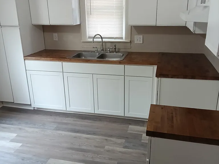 1050 Jackson Blvd — Photo 19
