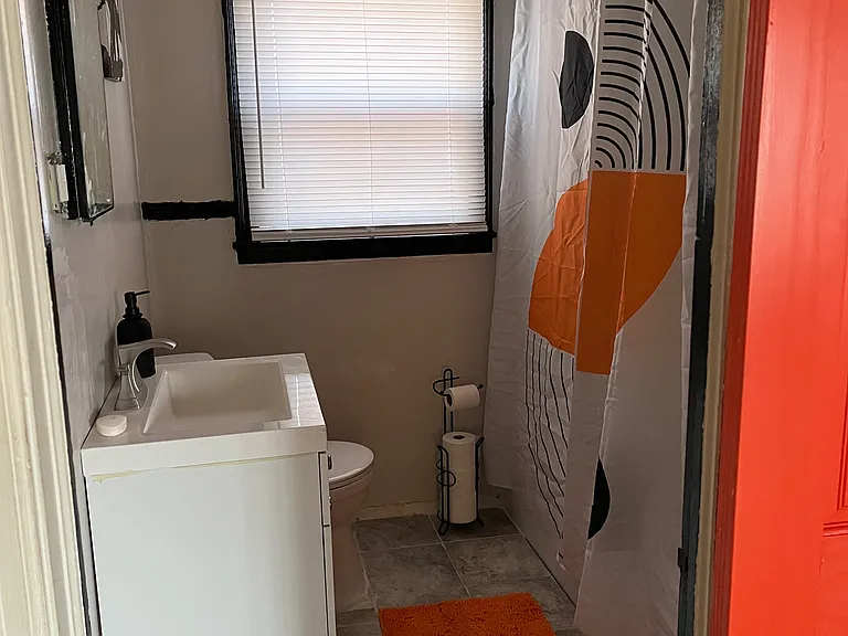 1811 Penelope Rd NW — Photo 3