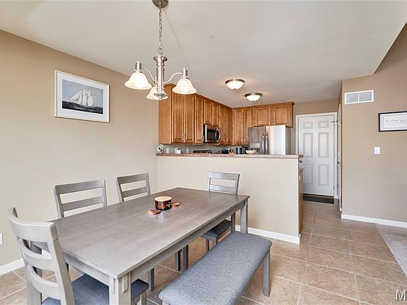 4th image of 101 Cabot Ct