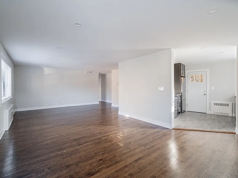 Dining Room 7365-1