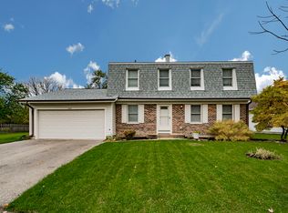 1845 Bolleana Ct, Hoffman Estates, IL 60192