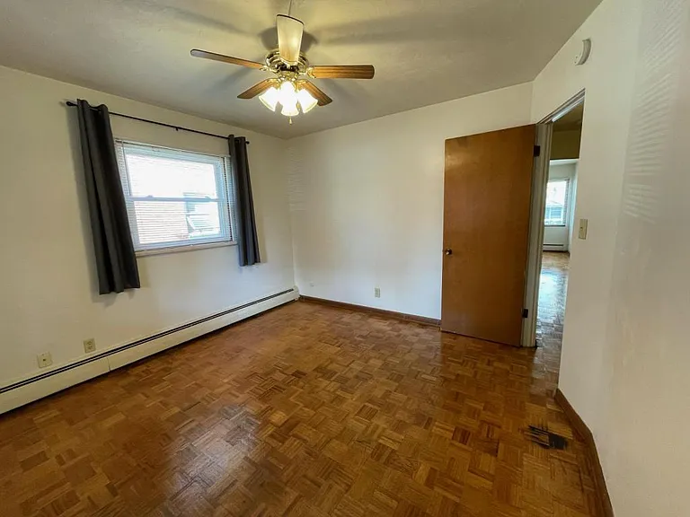 1821 G St #4 — Photo 7