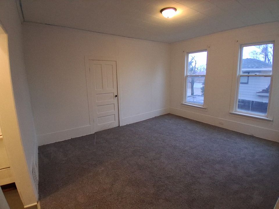 1st image of 1507 Peck St APT C