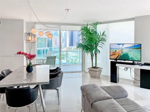 150 Sunny Isles Blvd, Sunny Isles Beach, FL