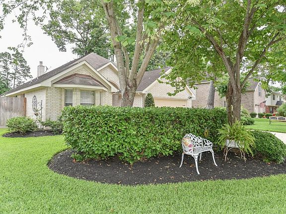 5th image of 3022 Pine Chase Dr