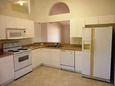2nd image of 3714 Meadow Green Dr
