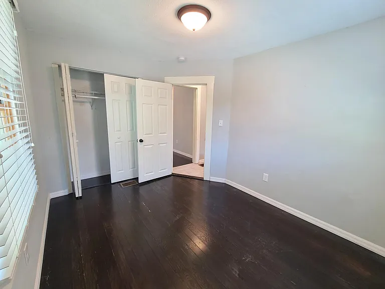 1720 W Hills Ave #1 — Photo 10