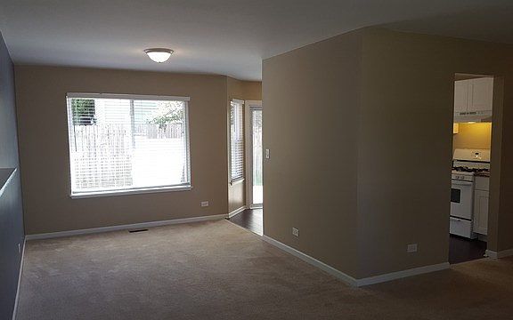 5th image of 207 Sprucewood Ct