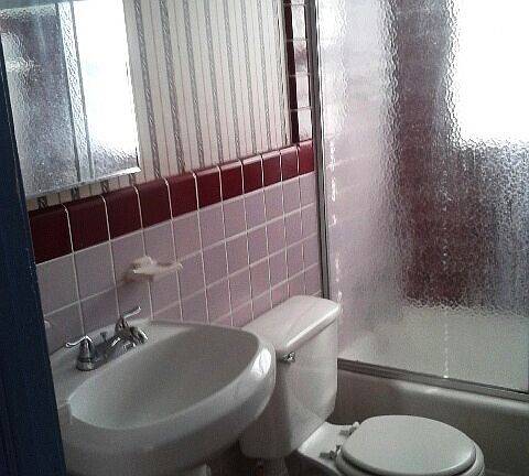 3rd image of 1902 Farola Dr