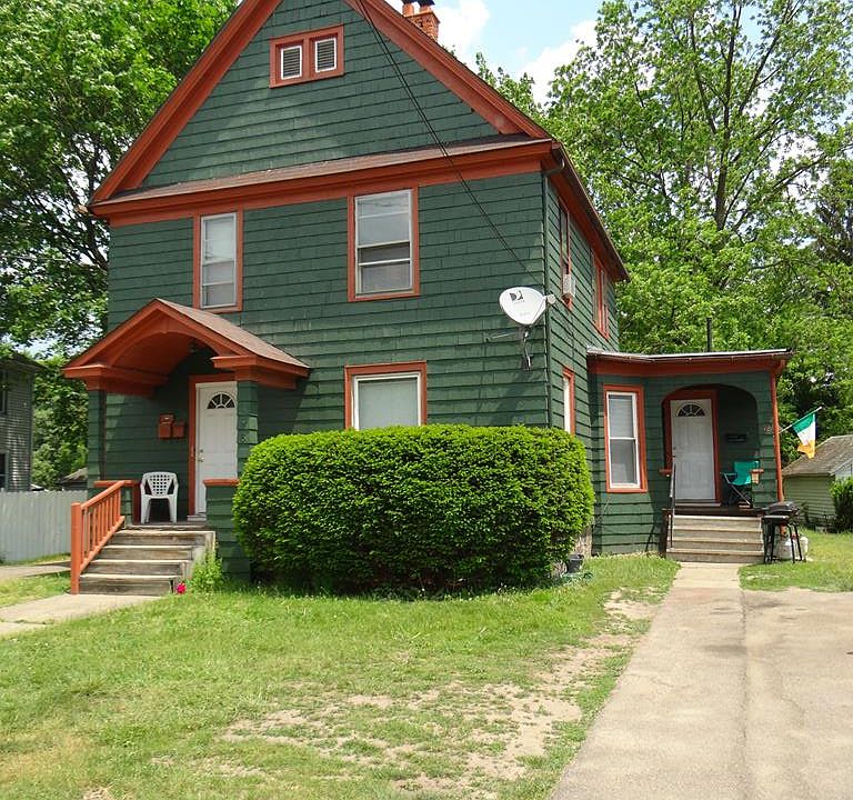 1st image of 148 Oakwood Ave