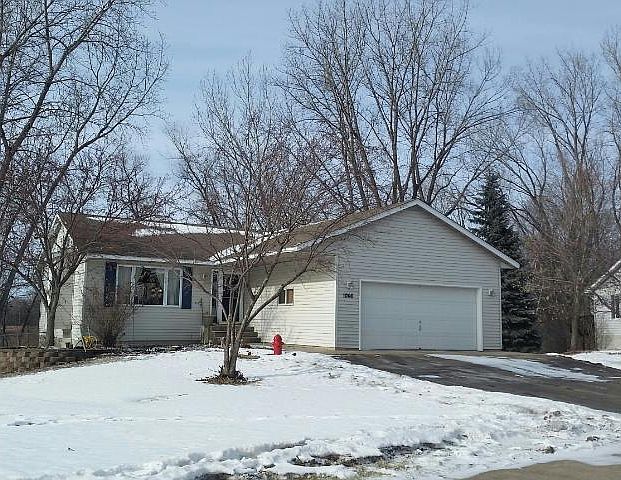 1st image of 1046 Greystone Ave N