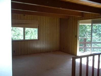 3rd image of 27860 Holiday Ln