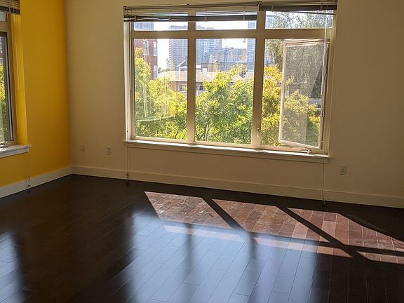 5th image of 1620 Belmont Ave #42