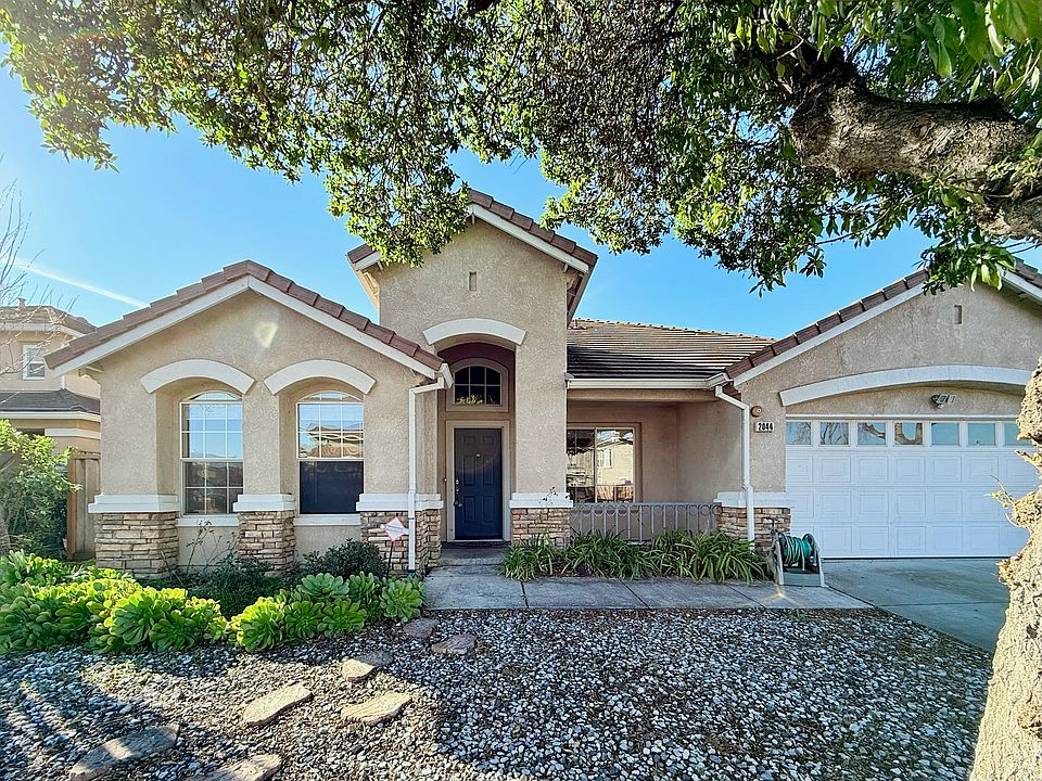 1st image of 2044 Kitayama Dr