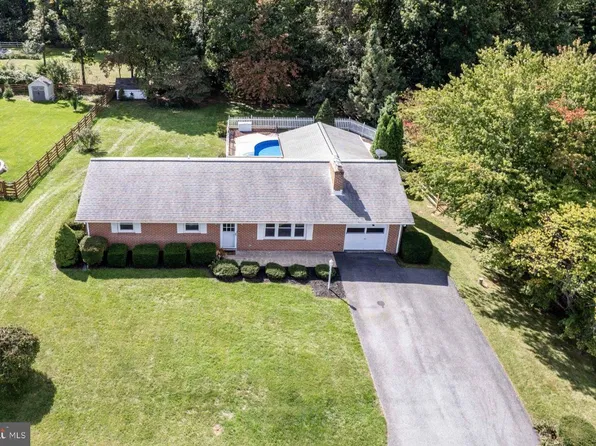 313 Wayne Ave, Westminster, MD 21157