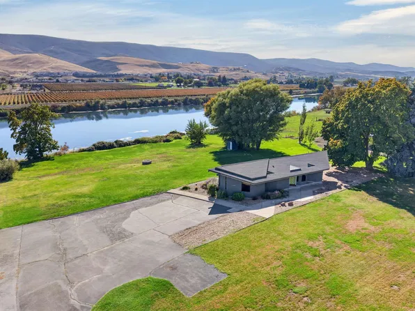 142103 W North River Rd, Prosser, WA 99350