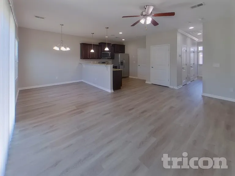356 Dawsons Park Dr — Photo 3