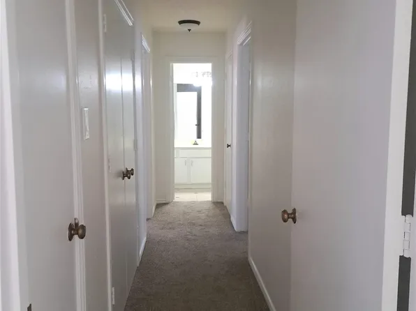 955 Roaring Springs Rd, Fort Worth, TX 76114