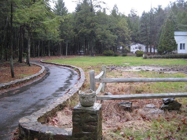 205 Stoney Brook Ln,, Palmerton, PA