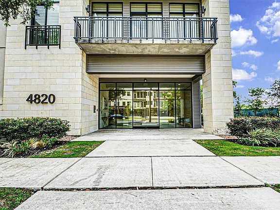 4th image of 4820 Caroline St APT 301