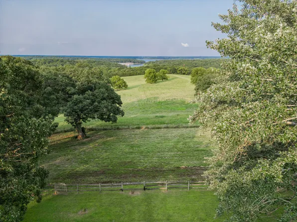 16325 S 1425 Rd, Stockton, MO 65785